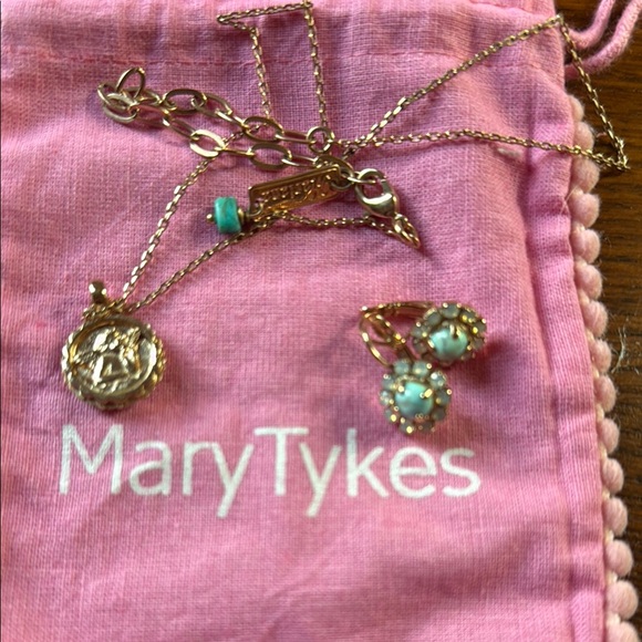 Mariana Gold and Turquoise Jewelry Set - Picture 2 of 3